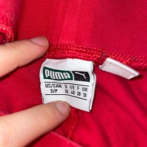 Red puma leggings small